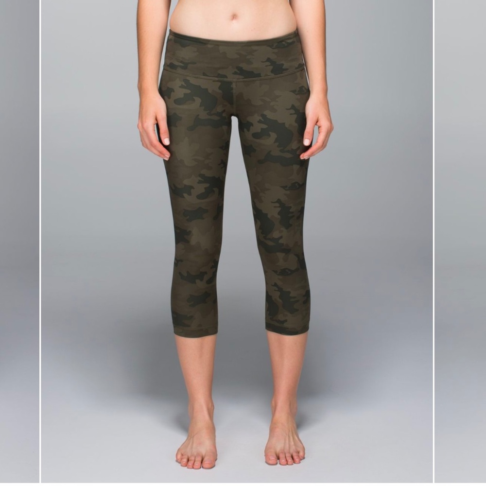 Lululemon Wunder Under Crop *Full-On
Luxtreme ✨